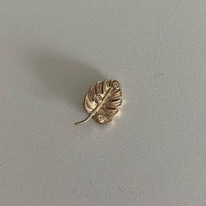 BVLA Monstera with White Diamonds | Yellow Gold Threaded End